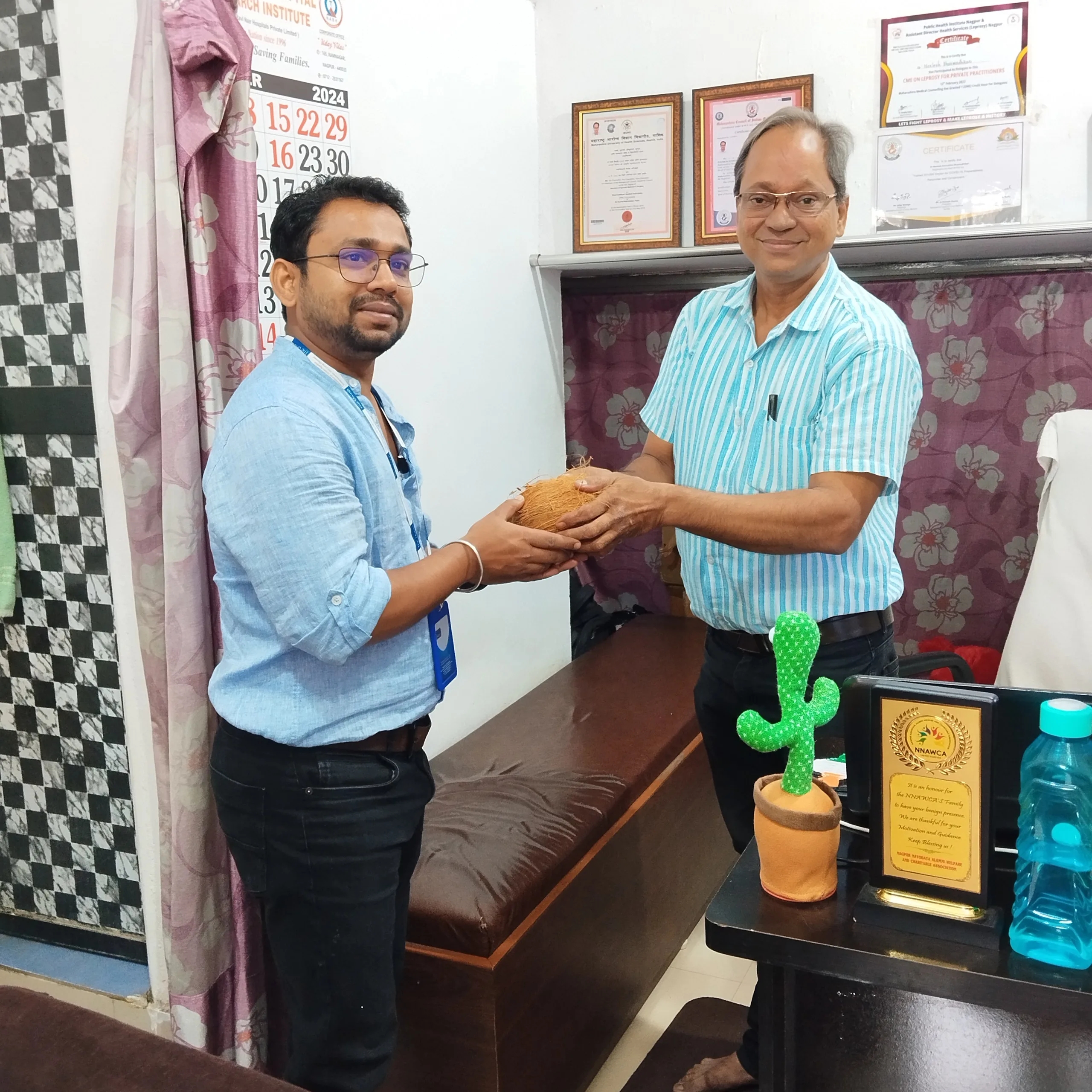 Felicitation recognizing contributions to tuberculosis awareness.